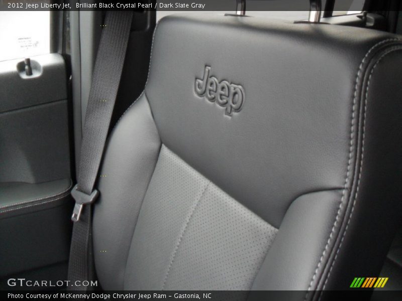 Brilliant Black Crystal Pearl / Dark Slate Gray 2012 Jeep Liberty Jet