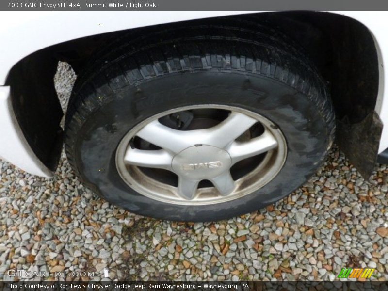 Summit White / Light Oak 2003 GMC Envoy SLE 4x4
