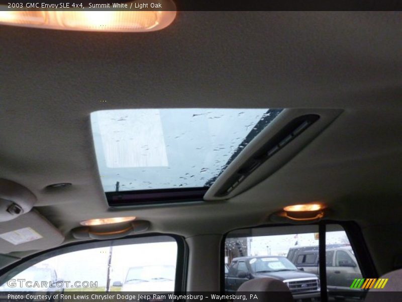 Summit White / Light Oak 2003 GMC Envoy SLE 4x4