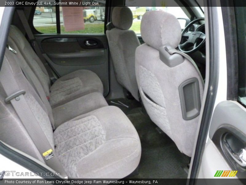 Summit White / Light Oak 2003 GMC Envoy SLE 4x4