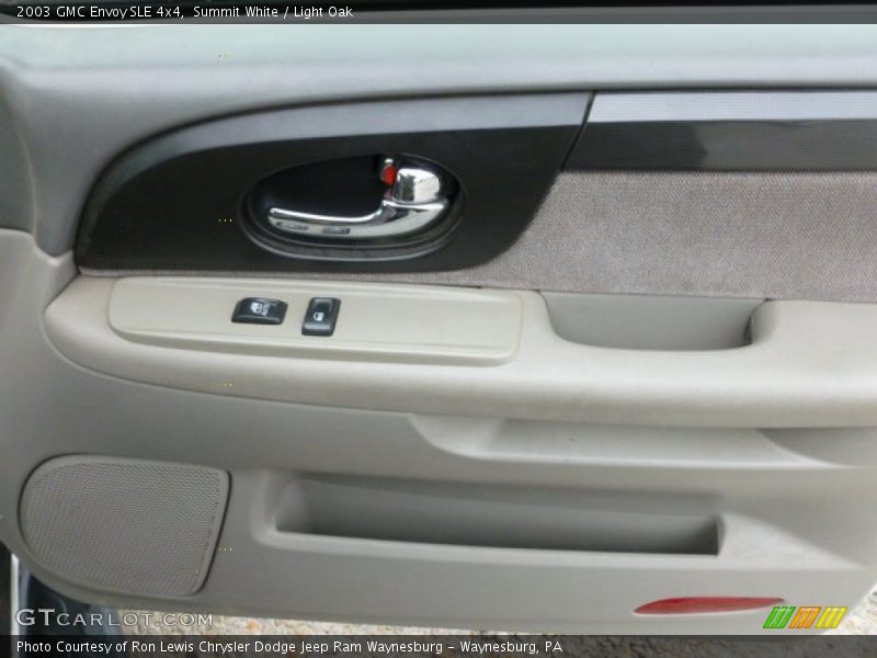 Summit White / Light Oak 2003 GMC Envoy SLE 4x4