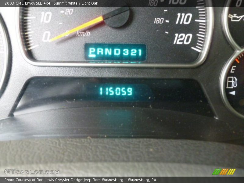 Summit White / Light Oak 2003 GMC Envoy SLE 4x4