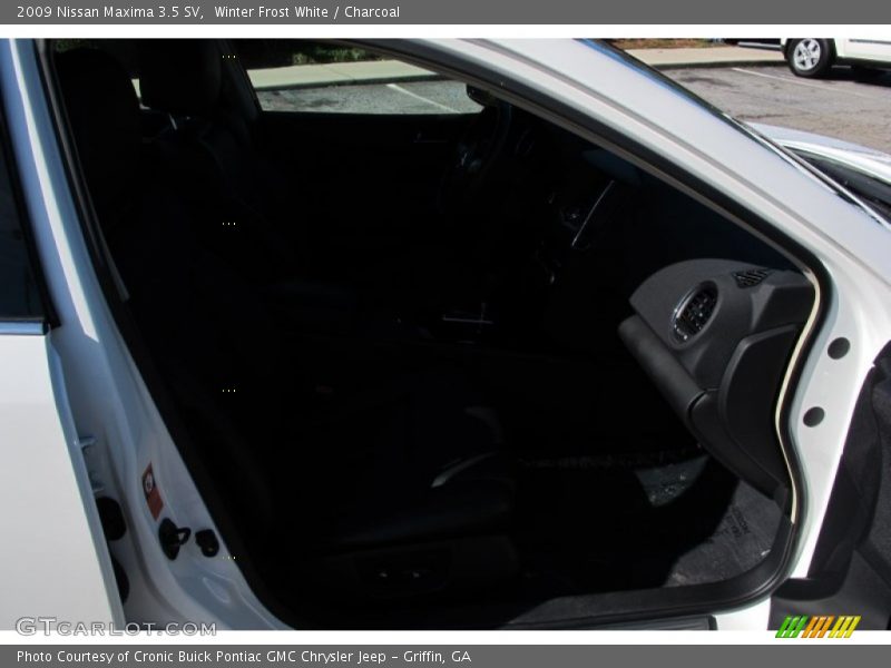 Winter Frost White / Charcoal 2009 Nissan Maxima 3.5 SV