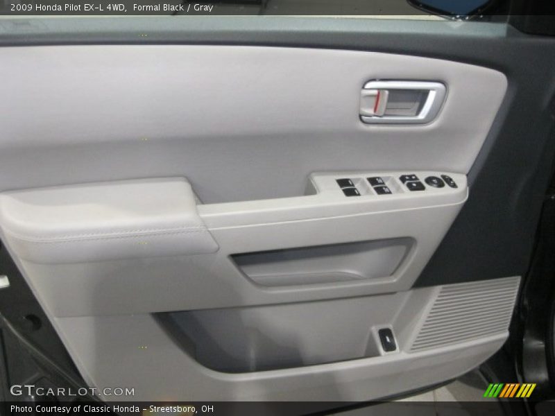 Door Panel of 2009 Pilot EX-L 4WD