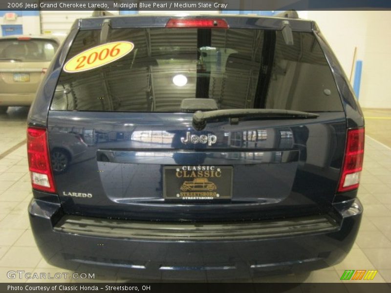 Midnight Blue Pearl / Medium Slate Gray 2006 Jeep Grand Cherokee Laredo