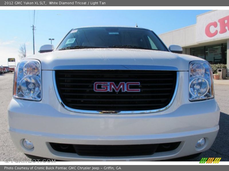 White Diamond Tricoat / Light Tan 2012 GMC Yukon XL SLT