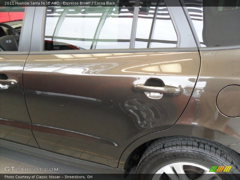 Espresso Brown / Cocoa Black 2011 Hyundai Santa Fe SE AWD