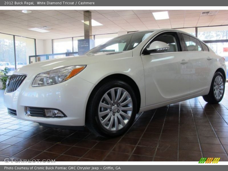 White Diamond Tricoat / Cashmere 2012 Buick Regal