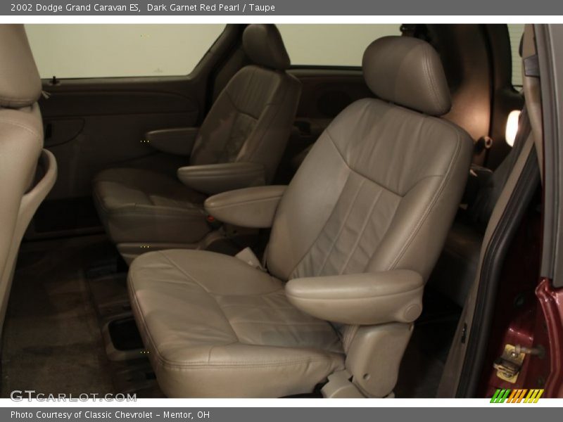 Dark Garnet Red Pearl / Taupe 2002 Dodge Grand Caravan ES