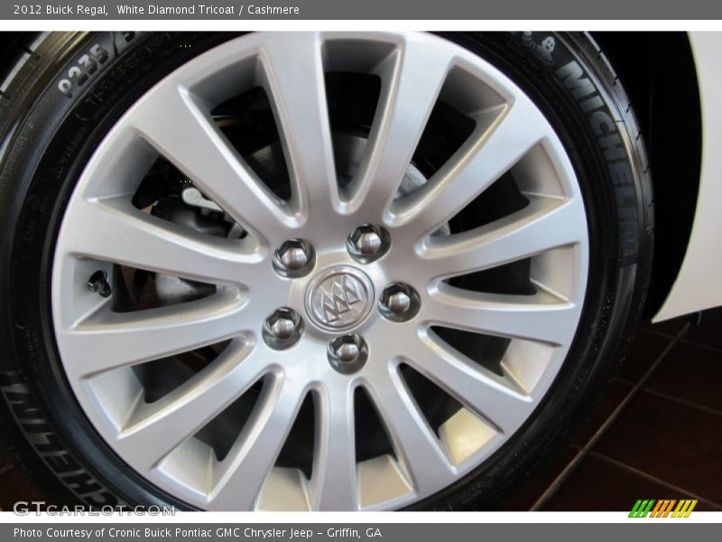 White Diamond Tricoat / Cashmere 2012 Buick Regal