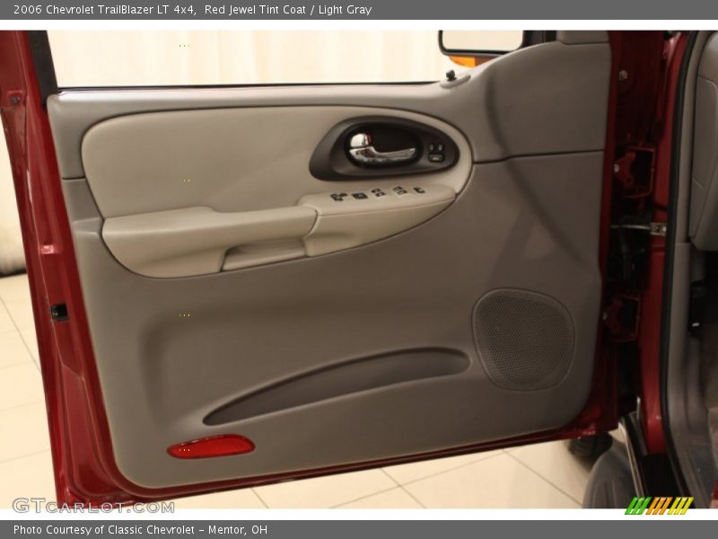 Red Jewel Tint Coat / Light Gray 2006 Chevrolet TrailBlazer LT 4x4