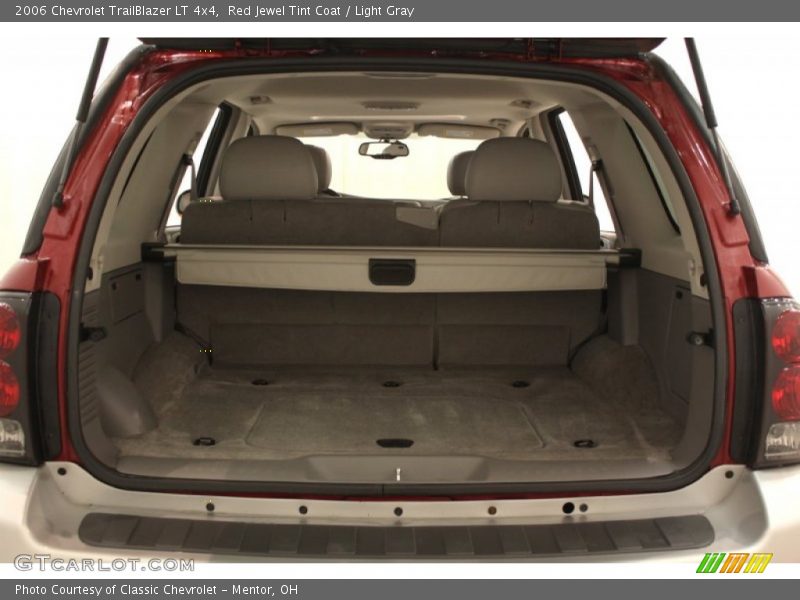 Red Jewel Tint Coat / Light Gray 2006 Chevrolet TrailBlazer LT 4x4