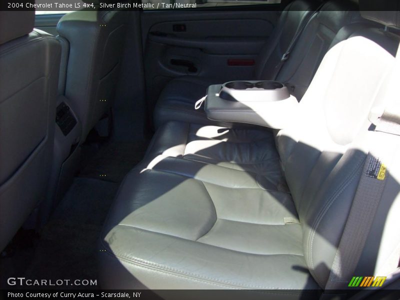 Silver Birch Metallic / Tan/Neutral 2004 Chevrolet Tahoe LS 4x4