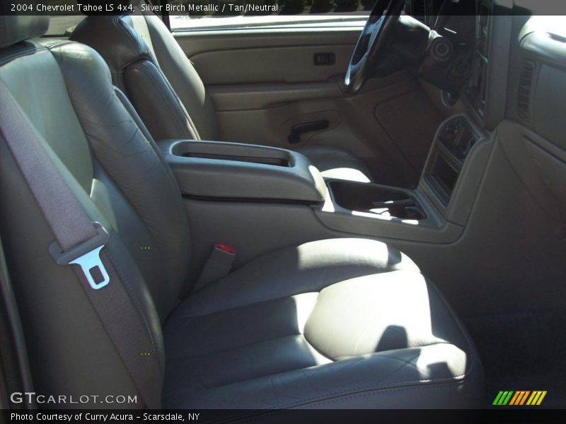 Silver Birch Metallic / Tan/Neutral 2004 Chevrolet Tahoe LS 4x4