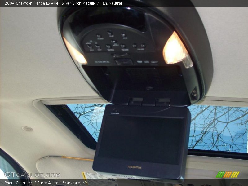 Silver Birch Metallic / Tan/Neutral 2004 Chevrolet Tahoe LS 4x4