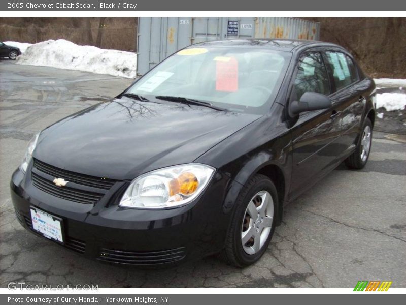 Black / Gray 2005 Chevrolet Cobalt Sedan
