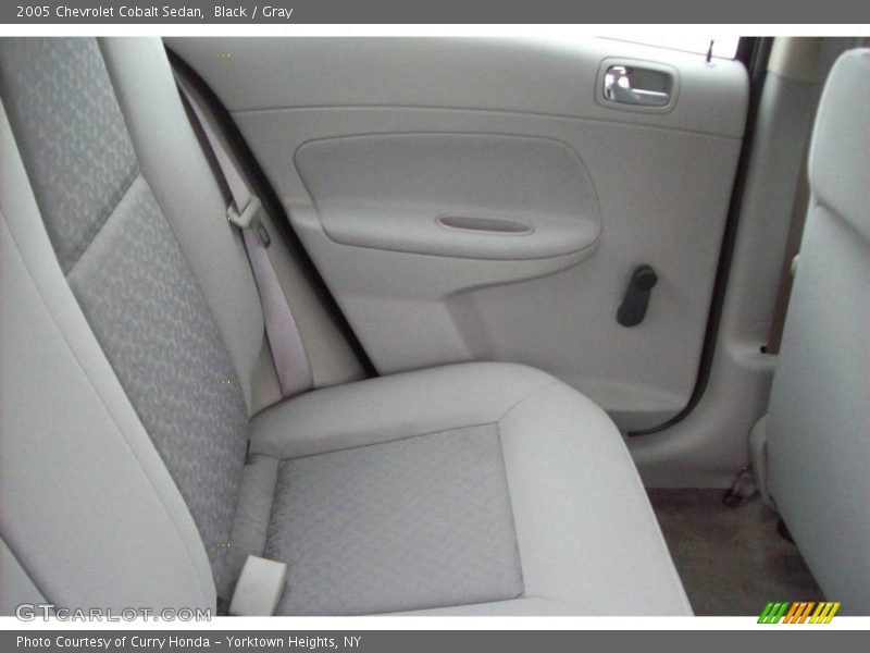 Black / Gray 2005 Chevrolet Cobalt Sedan