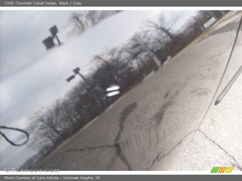 Black / Gray 2005 Chevrolet Cobalt Sedan