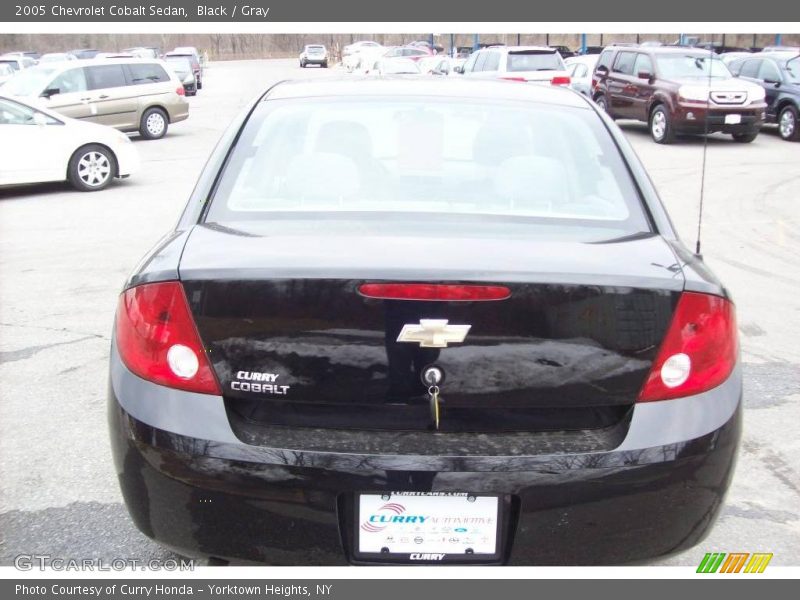 Black / Gray 2005 Chevrolet Cobalt Sedan