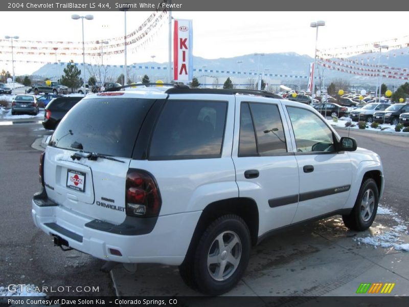 Summit White / Pewter 2004 Chevrolet TrailBlazer LS 4x4