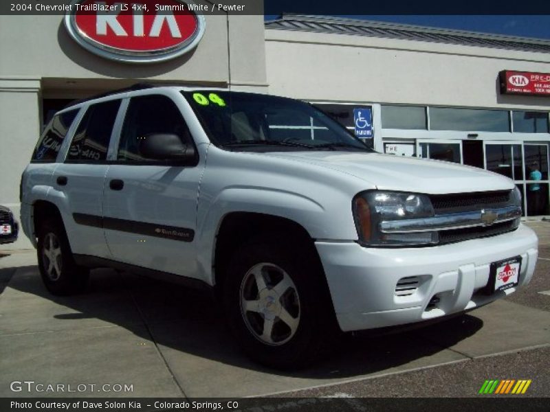Summit White / Pewter 2004 Chevrolet TrailBlazer LS 4x4