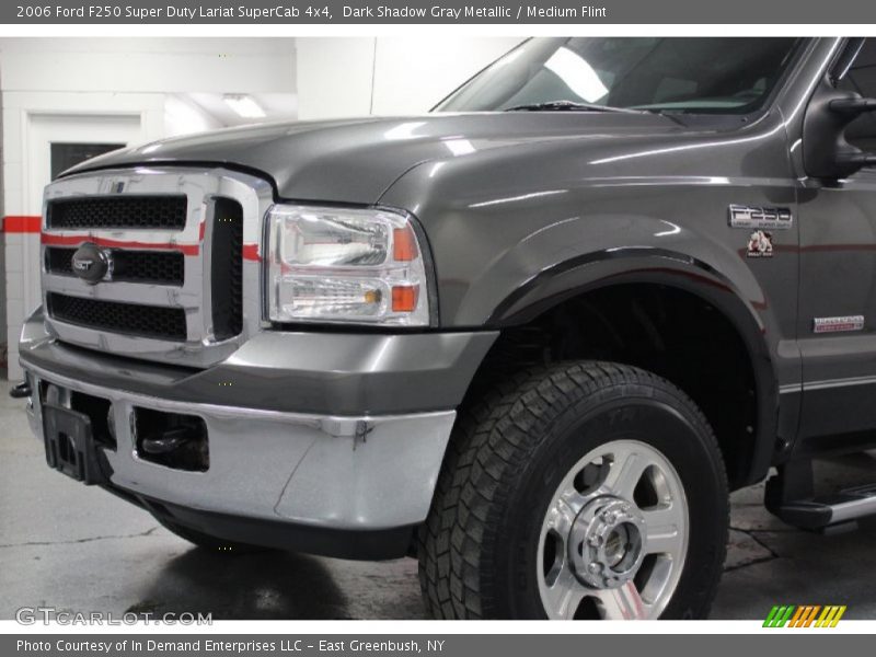 Dark Shadow Gray Metallic / Medium Flint 2006 Ford F250 Super Duty Lariat SuperCab 4x4