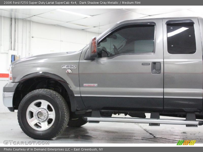Dark Shadow Gray Metallic / Medium Flint 2006 Ford F250 Super Duty Lariat SuperCab 4x4
