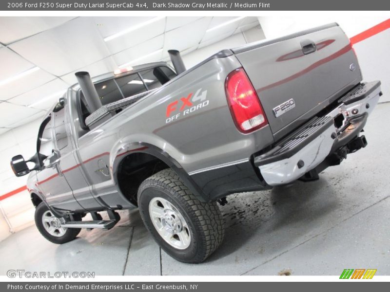Dark Shadow Gray Metallic / Medium Flint 2006 Ford F250 Super Duty Lariat SuperCab 4x4