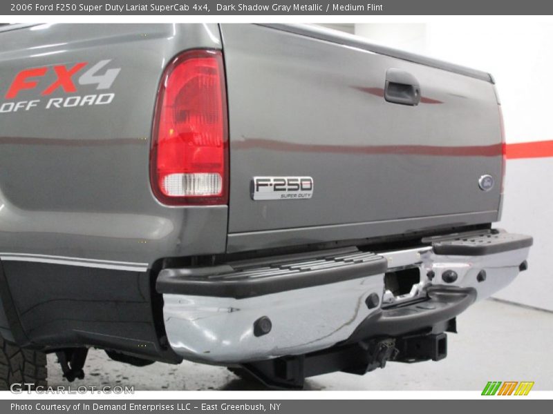 Dark Shadow Gray Metallic / Medium Flint 2006 Ford F250 Super Duty Lariat SuperCab 4x4