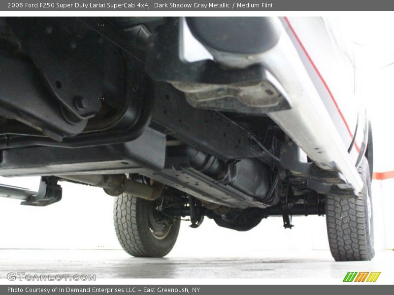 Dark Shadow Gray Metallic / Medium Flint 2006 Ford F250 Super Duty Lariat SuperCab 4x4