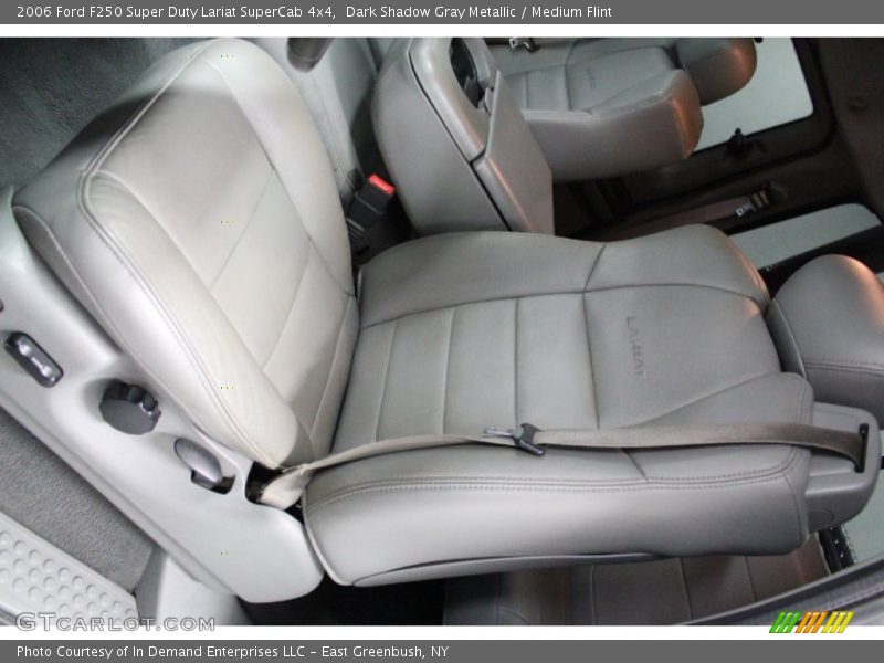 Dark Shadow Gray Metallic / Medium Flint 2006 Ford F250 Super Duty Lariat SuperCab 4x4