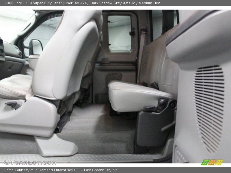 Dark Shadow Gray Metallic / Medium Flint 2006 Ford F250 Super Duty Lariat SuperCab 4x4