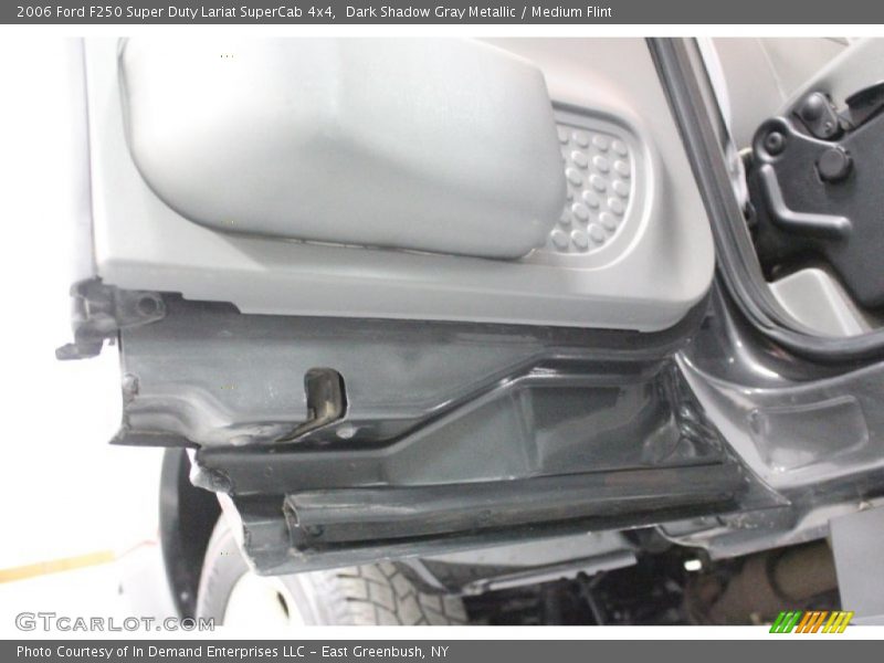 Dark Shadow Gray Metallic / Medium Flint 2006 Ford F250 Super Duty Lariat SuperCab 4x4
