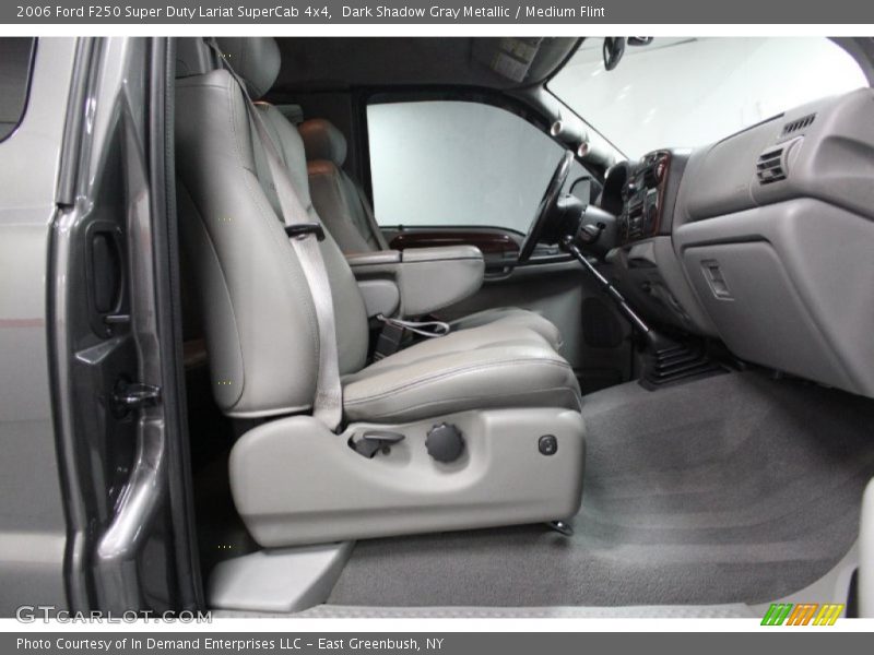  2006 F250 Super Duty Lariat SuperCab 4x4 Medium Flint Interior