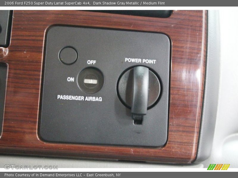 Controls of 2006 F250 Super Duty Lariat SuperCab 4x4