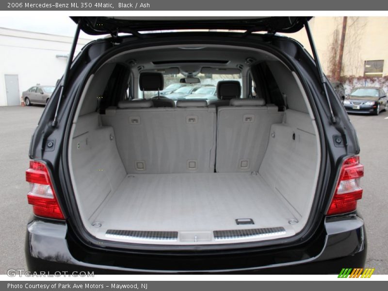 Black / Ash 2006 Mercedes-Benz ML 350 4Matic
