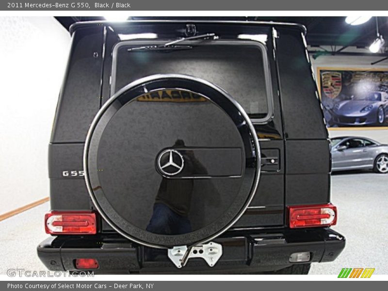 Black / Black 2011 Mercedes-Benz G 550