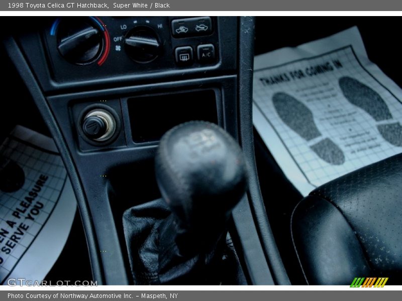 Super White / Black 1998 Toyota Celica GT Hatchback