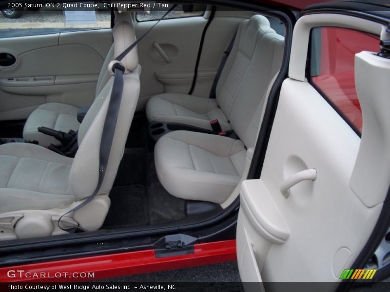  2005 ION 2 Quad Coupe Tan Interior