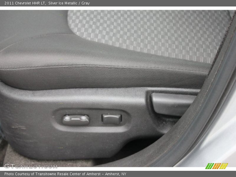 Silver Ice Metallic / Gray 2011 Chevrolet HHR LT