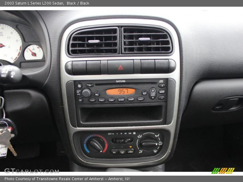 Black / Black 2003 Saturn L Series L200 Sedan