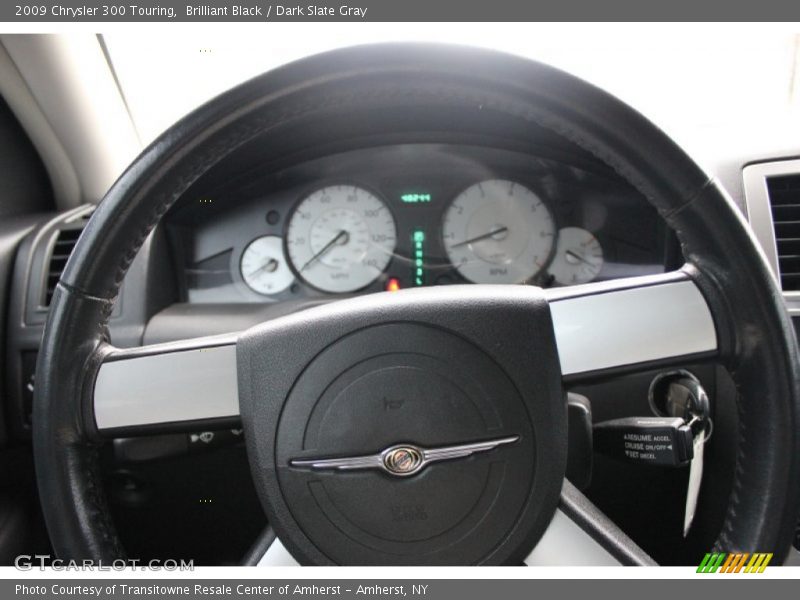 Brilliant Black / Dark Slate Gray 2009 Chrysler 300 Touring
