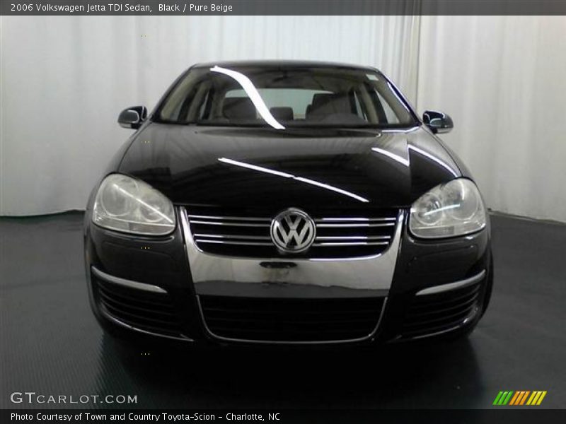 Black / Pure Beige 2006 Volkswagen Jetta TDI Sedan