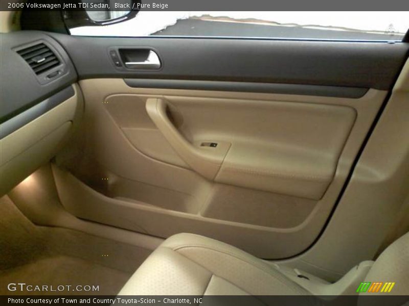 Black / Pure Beige 2006 Volkswagen Jetta TDI Sedan