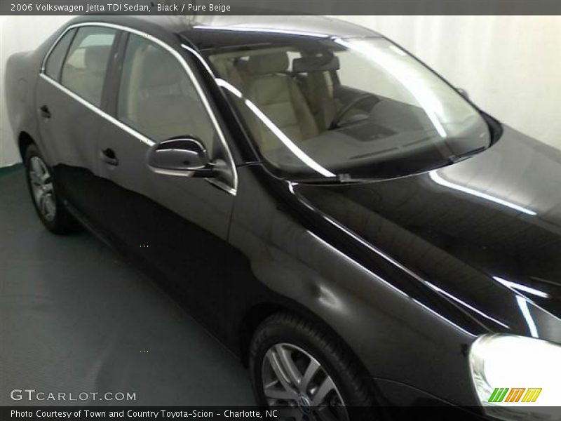 Black / Pure Beige 2006 Volkswagen Jetta TDI Sedan