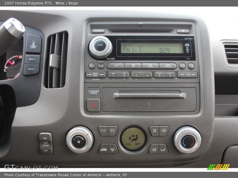 White / Beige 2007 Honda Ridgeline RTX