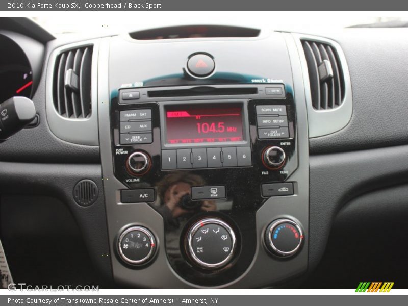 Controls of 2010 Forte Koup SX