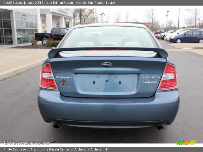 Atlantic Blue Pearl / Taupe 2006 Subaru Legacy 2.5i Special Edition Sedan