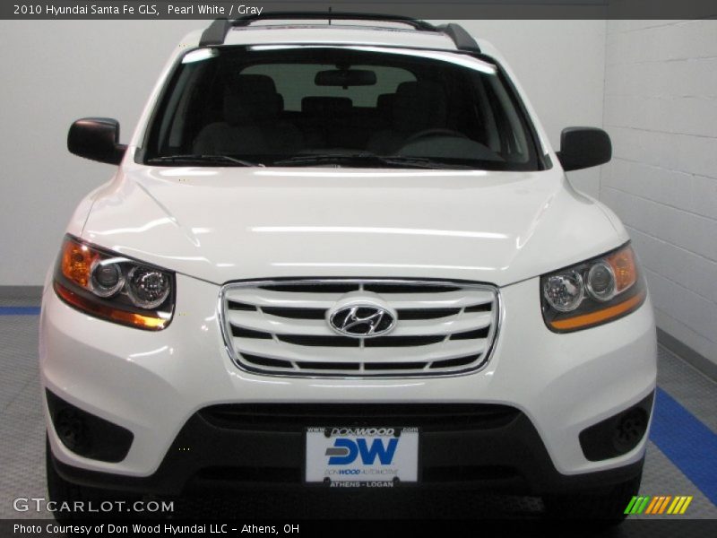 Pearl White / Gray 2010 Hyundai Santa Fe GLS