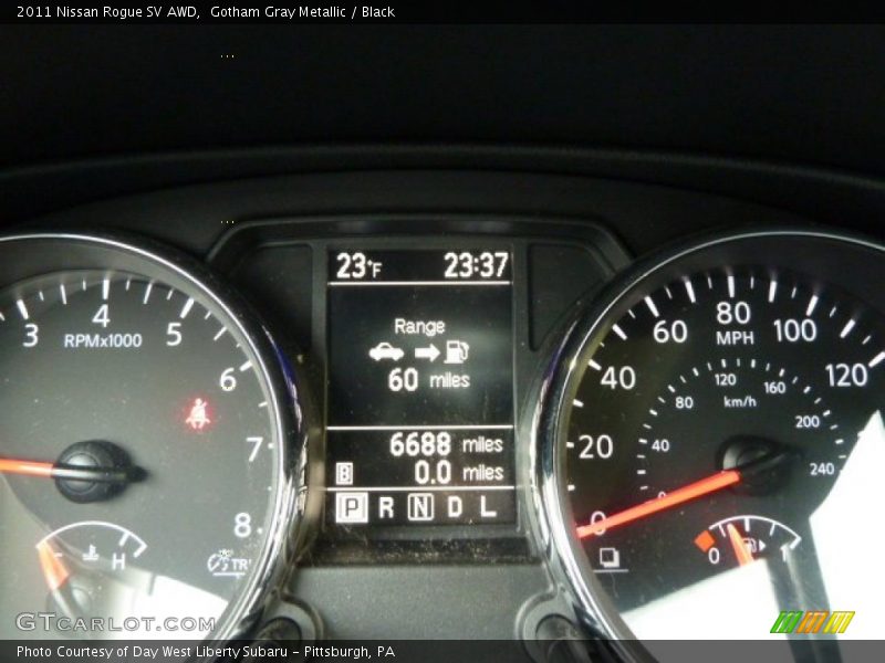 Gotham Gray Metallic / Black 2011 Nissan Rogue SV AWD